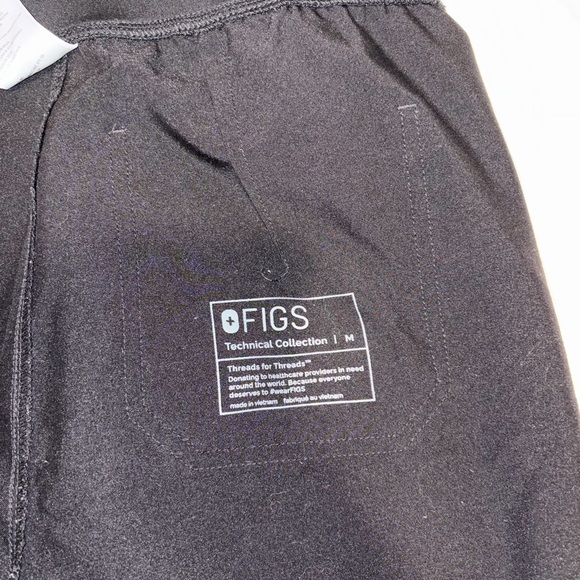 FIGS Women’s Livingston Black Scrub Pant - Picture 3 of 3